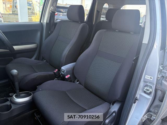 Toyota IST 2002-09 8221160-5