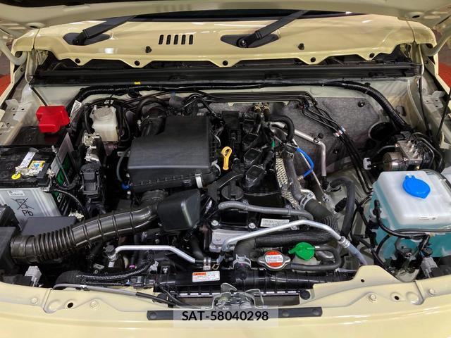 Suzuki JIMNY 2025-05 8217306-17