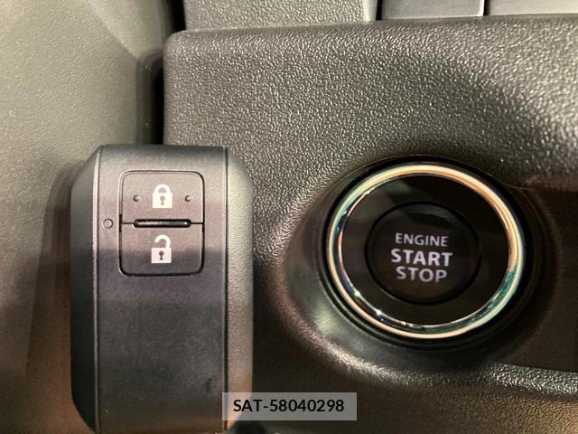 Suzuki JIMNY 2025-05 8217306-4