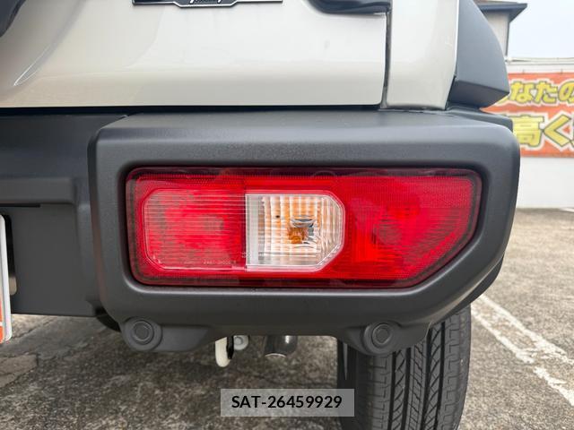 Suzuki JIMNY 2026-06 8218807-18