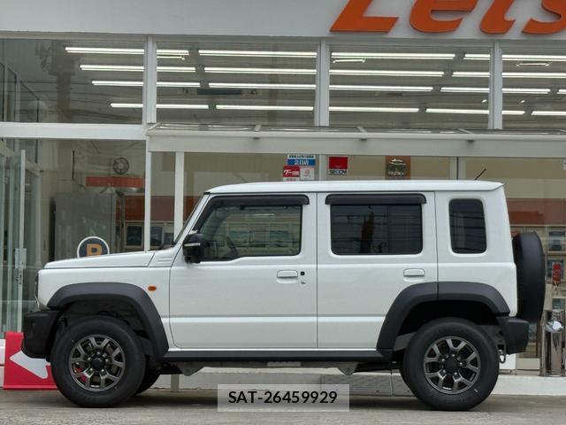 Suzuki JIMNY 2026-06 8218807-4