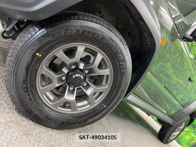 Suzuki JIMNY 2026-02 8219117-12