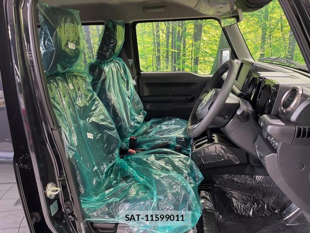 Suzuki JIMNY 2026-06 8219160-7