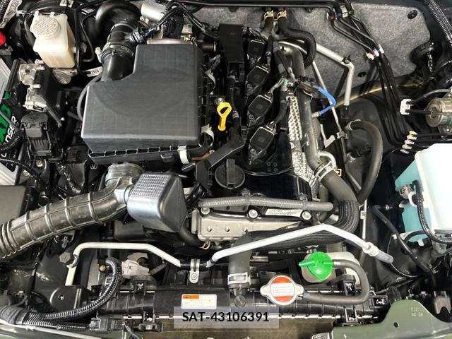 Suzuki JIMNY 2025-10 8220346-14
