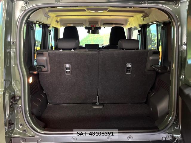 Suzuki JIMNY 2025-10 8220346-7