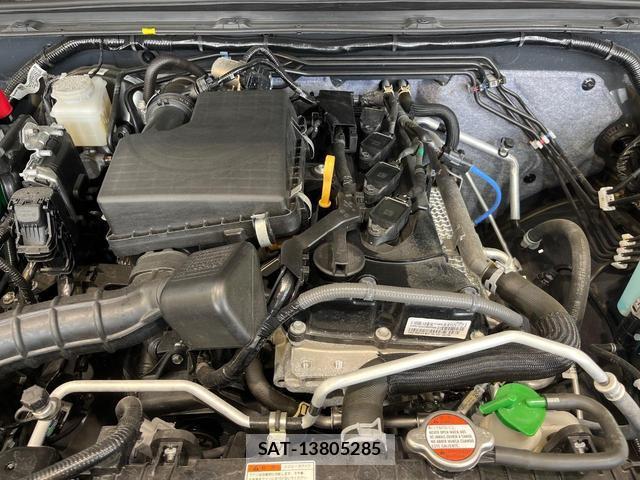 Suzuki JIMNY 2025-07 8221693-17