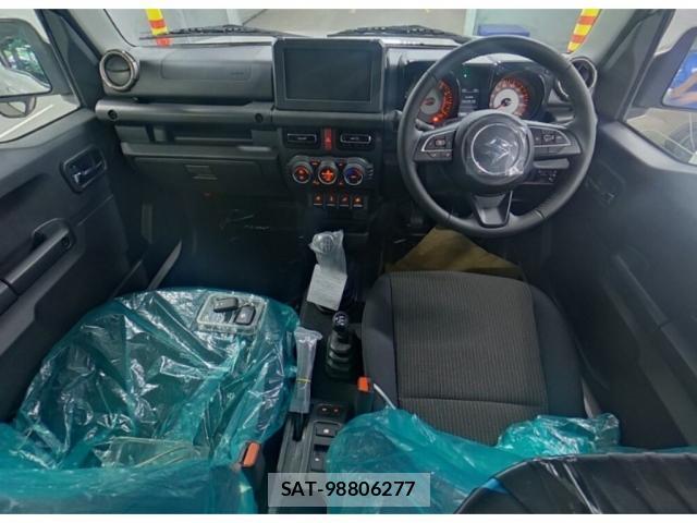 Suzuki JIMNY 2026-04 8222572-2