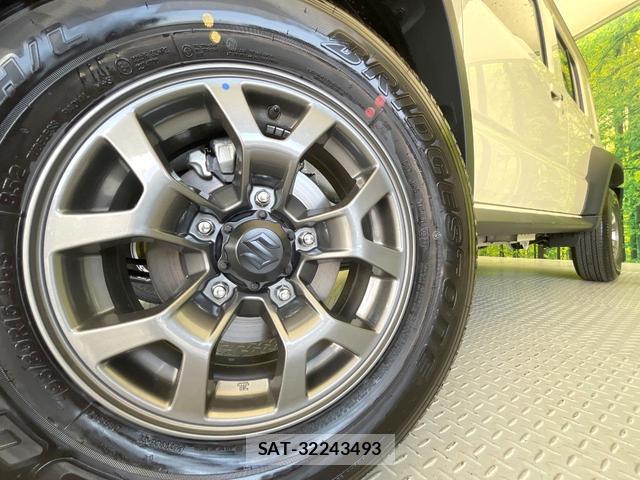 Suzuki JIMNY 2026-06 8223972-12