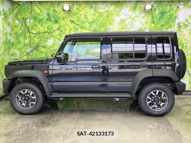 Suzuki JIMNY 2026-05 8225141-1