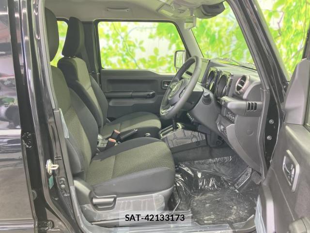Suzuki JIMNY 2026-05 8225141-4