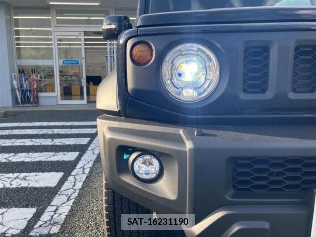 Suzuki JIMNY 2026-02 8225299-16