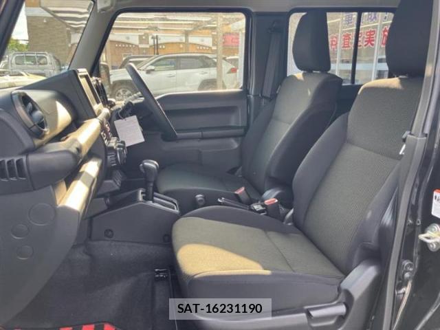 Suzuki JIMNY 2026-02 8225299-5