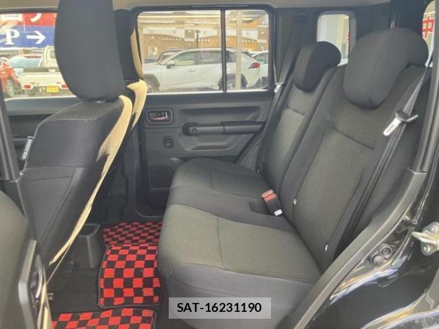 Suzuki JIMNY 2026-02 8225299-6