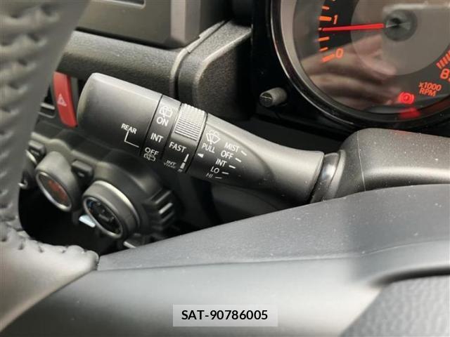 Suzuki JIMNY 2026-05 8225411-12