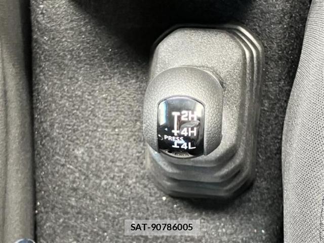 Suzuki JIMNY 2026-05 8225411-15
