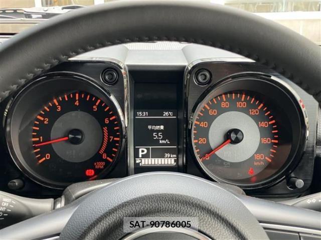 Suzuki JIMNY 2026-05 8225411-16