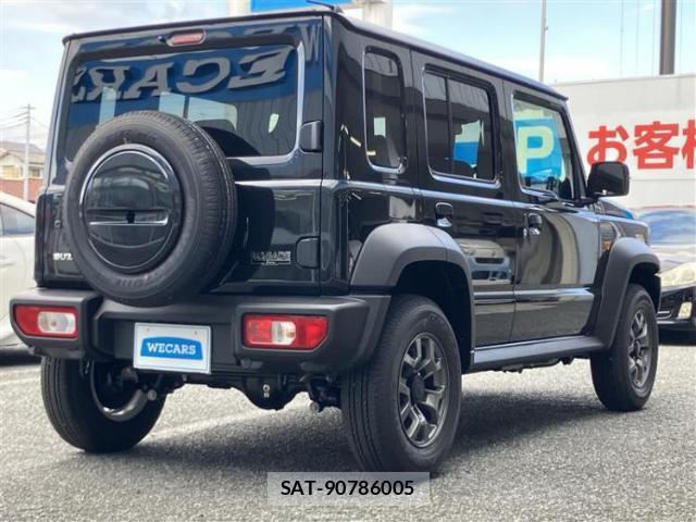 Suzuki JIMNY 2026-05 8225411-2