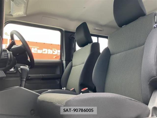 Suzuki JIMNY 2026-05 8225411-4