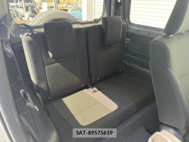 Suzuki JIMNY SIERRA 2023-09 8216244-4