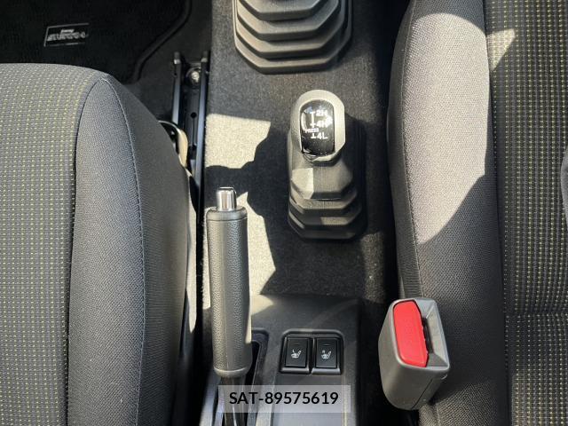 Suzuki JIMNY SIERRA 2023-09 8216244-9