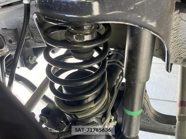 Suzuki JIMNY SIERRA 2025-01 8220216-19