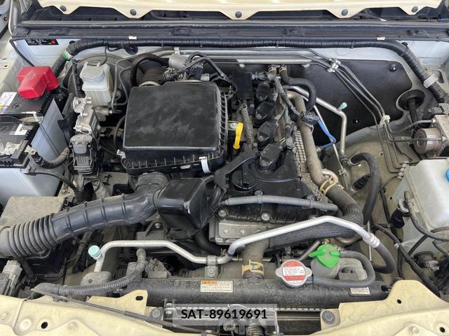 Suzuki JIMNY SIERRA 2020-08 8222317-18