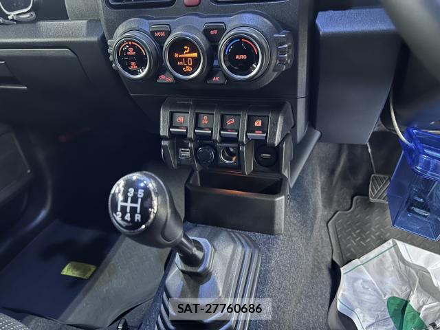 Suzuki JIMNY SIERRA 2023-04 8224262-13