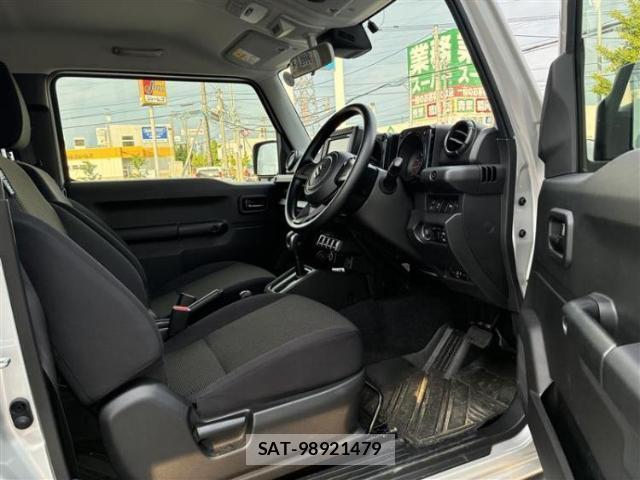 Suzuki JIMNY SIERRA 2025-04 8225395-4
