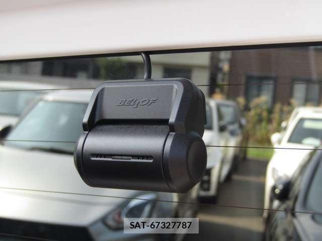 Suzuki JIMNY 2023-12 8216368-2