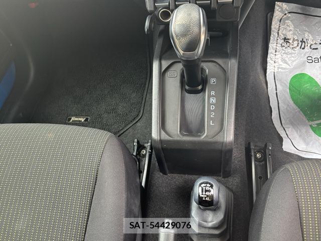 Suzuki JIMNY 2018-07 8218185-17