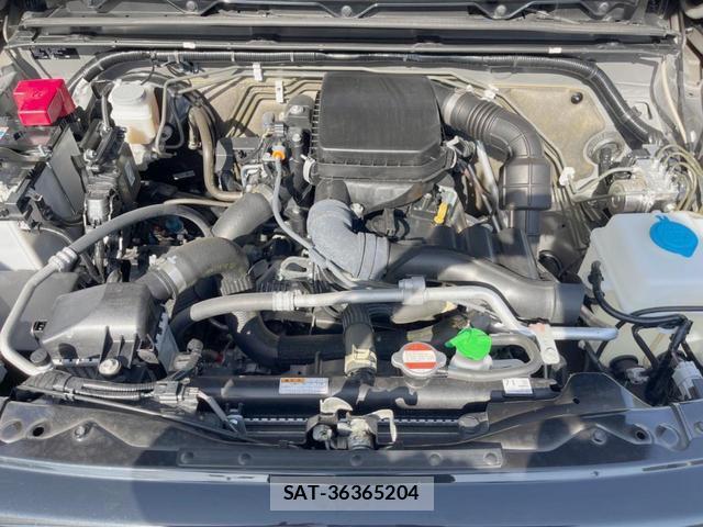 Suzuki JIMNY 2024-10 8218472-17