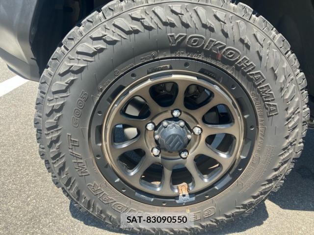 Suzuki JIMNY 2022-08 8219656-3