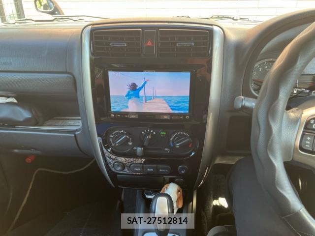 Suzuki JIMNY 2015-01 8219775-14