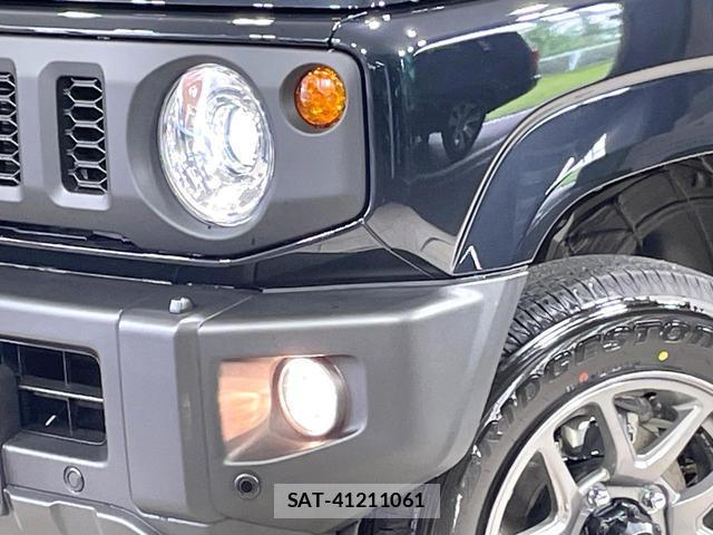 Suzuki JIMNY 2026-07 8220762-11