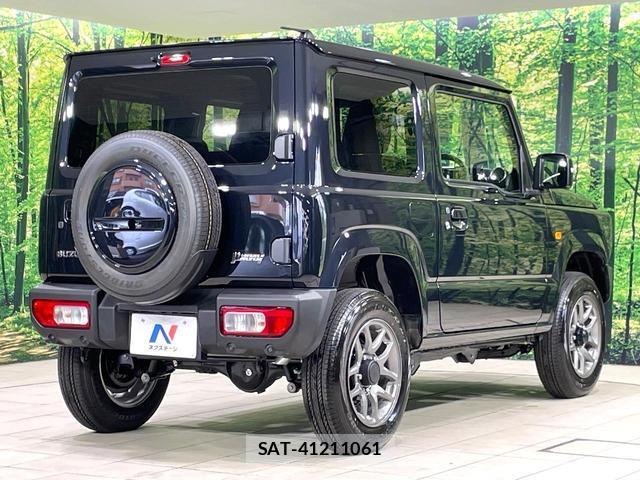 Suzuki JIMNY 2026-07 8220762-16