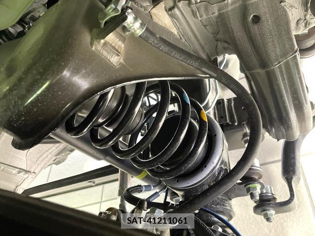 Suzuki JIMNY 2026-07 8220762-19