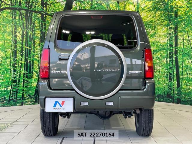 Suzuki JIMNY 2017-11 8221281-14
