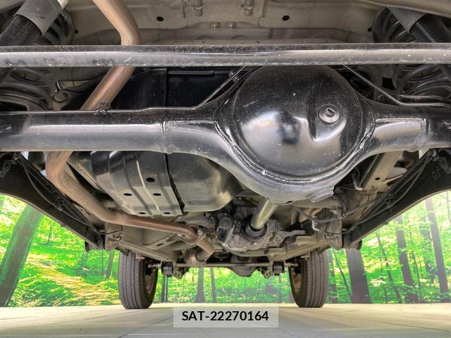 Suzuki JIMNY 2017-11 8221281-18