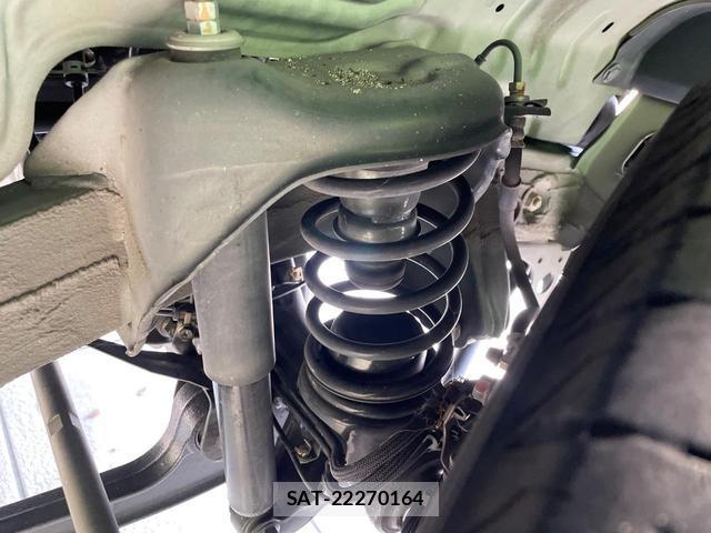 Suzuki JIMNY 2017-11 8221281-19