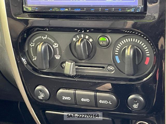Suzuki JIMNY 2017-11 8221281-4