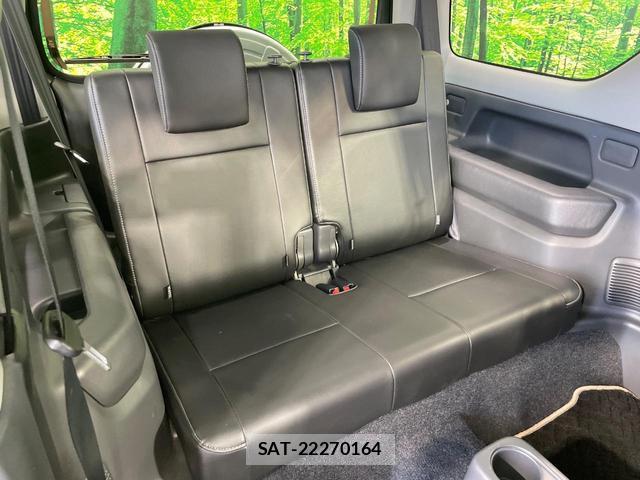 Suzuki JIMNY 2017-11 8221281-8