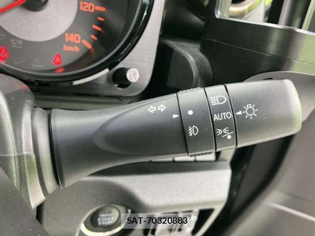 Suzuki JIMNY 2022-05 8221623-13