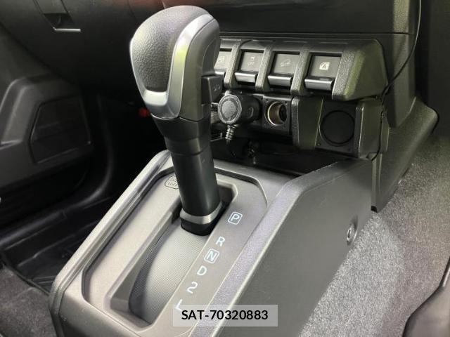 Suzuki JIMNY 2022-05 8221623-15