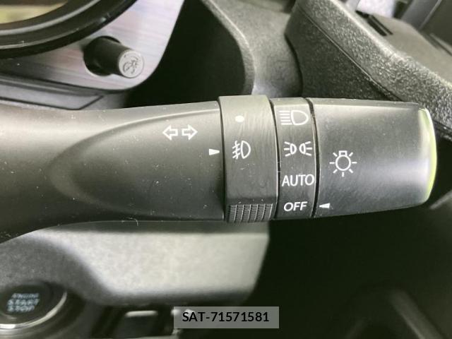 Suzuki JIMNY 2019-01 8221795-15