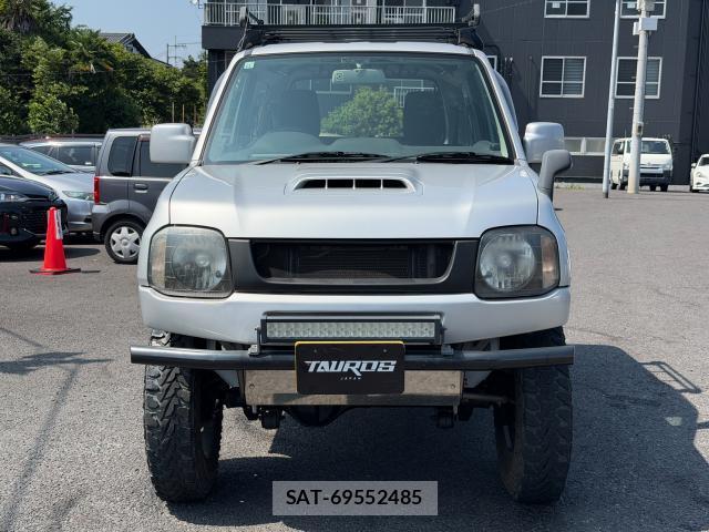 Suzuki JIMNY 2016-01 8221896-9