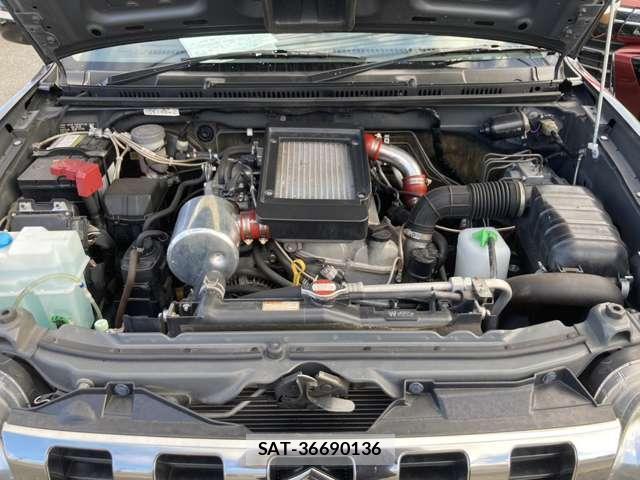 Suzuki JIMNY 2015-12 8222654-18