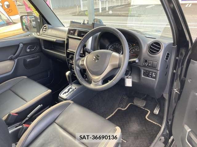 Suzuki JIMNY 2015-12 8222654-9