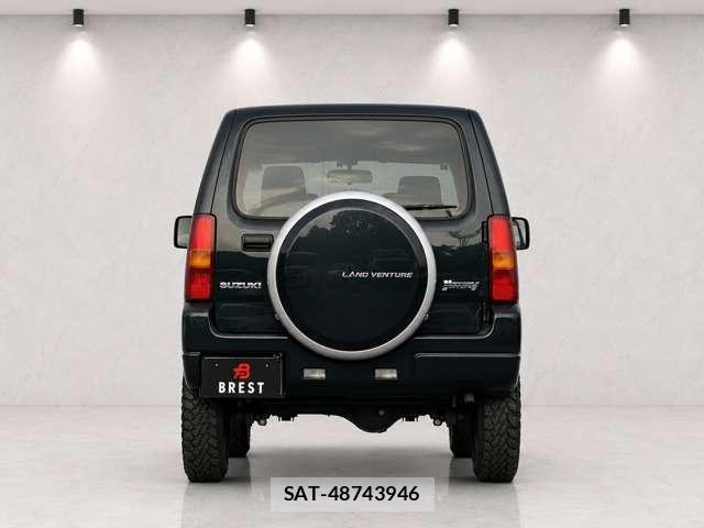 Suzuki JIMNY 2017-08 8222763-3