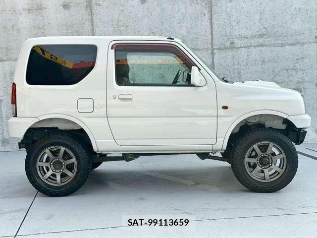Suzuki JIMNY 2002-01 8223193-1