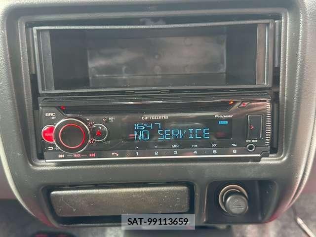 Suzuki JIMNY 2002-01 8223193-11